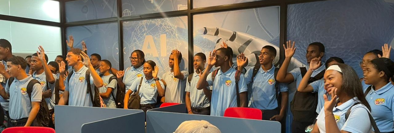 VISITA LABORATORIO UNFHU